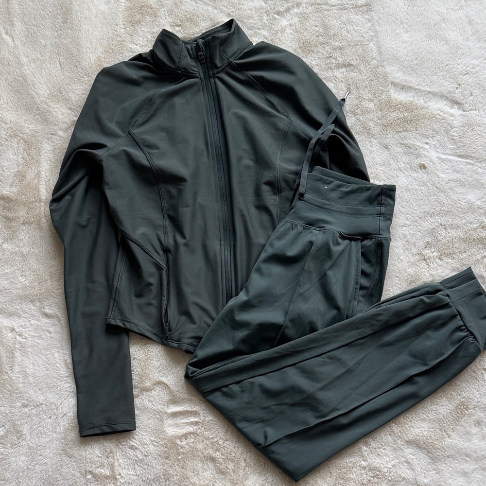 Old Navy Activewear Set